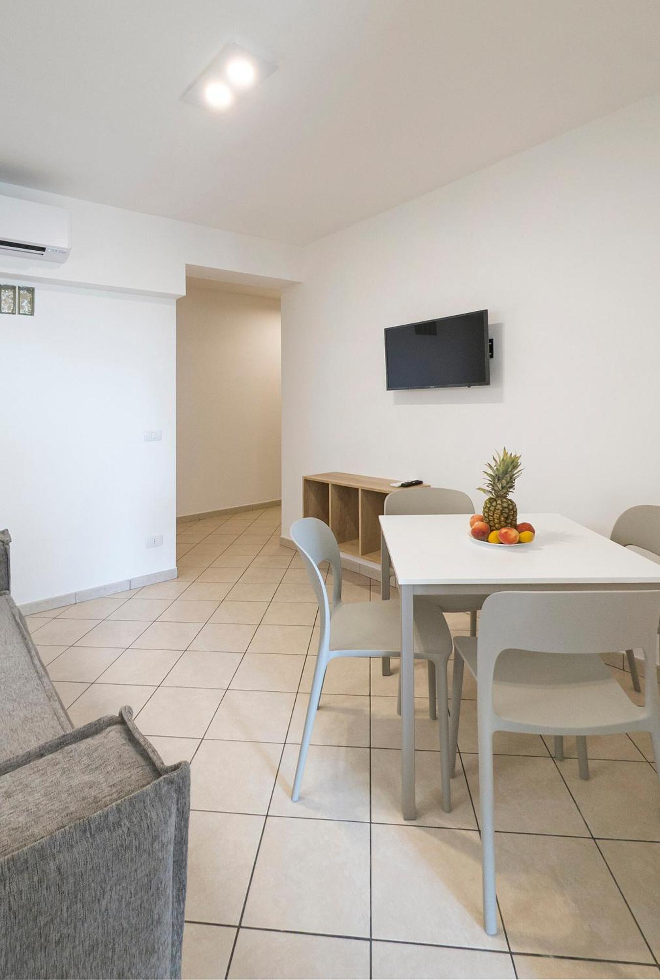 Magico Apartments - 450M Dalla Spiaggia Capo dʼOrlando Exteriör bild